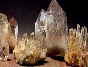 кристаллы горного хрусталя